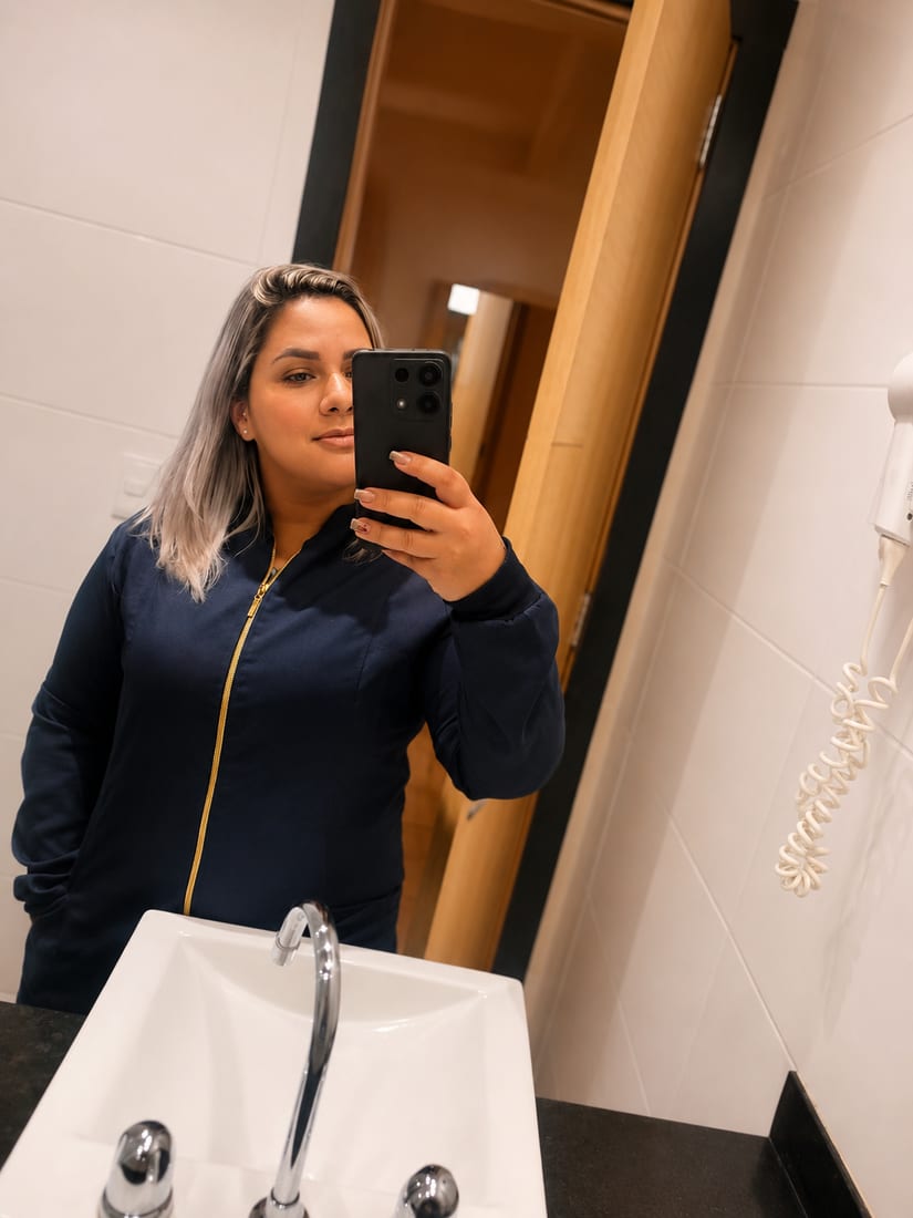 Atilana Santos, profissional de estética e depilação